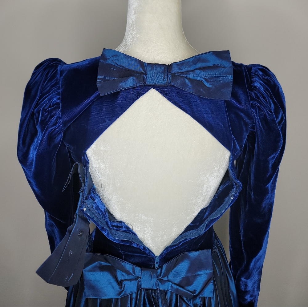 VTG 80s Velvet + Taffeta Bow Dress - Picture 6 of 10